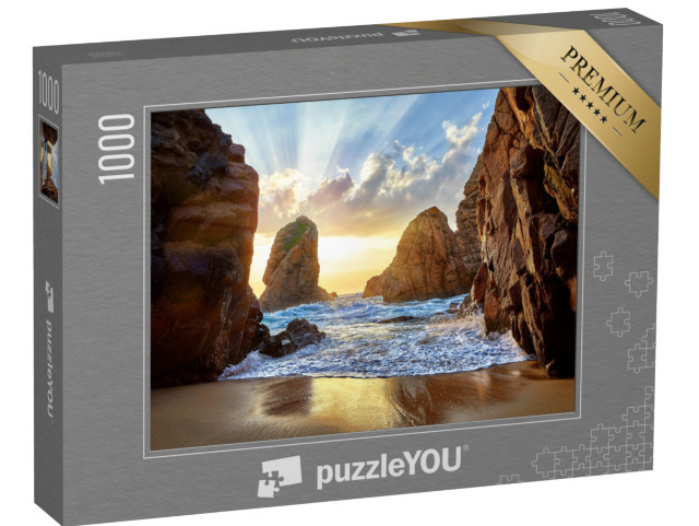 Puzzle 1000 Teile „Sandstrand zwischen Felsen am Abend, Kap Roca, Portugal“