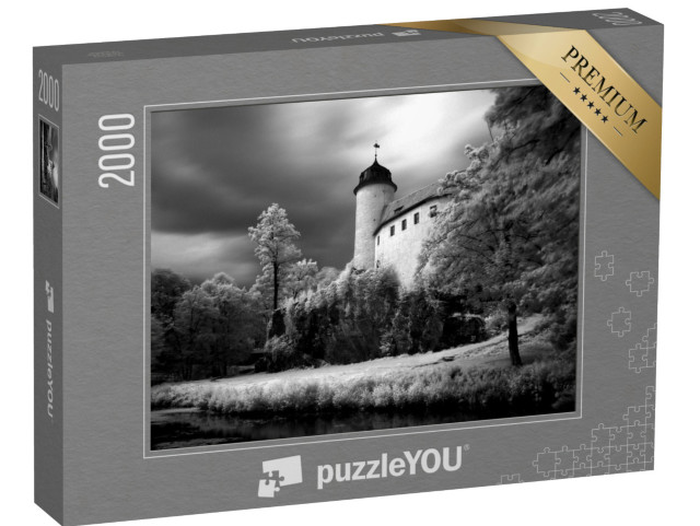 Puzzle 2000 Teile „Burg Rabenstein bei Chemnitz, schwarz-weiß“