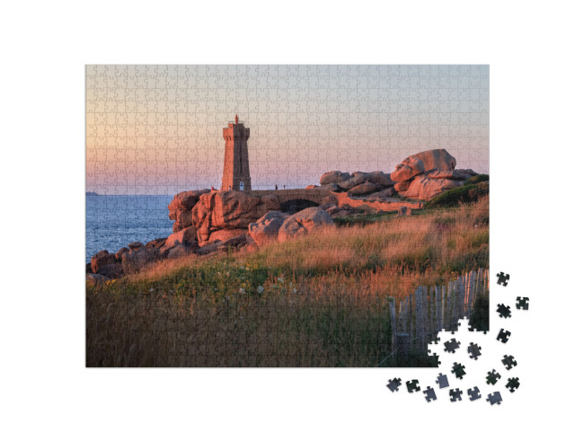Puzzle 1000 Teile „Leuchtturm von Perros-Guirec bei Sonnenuntergang, Bretagne, Frankreich“