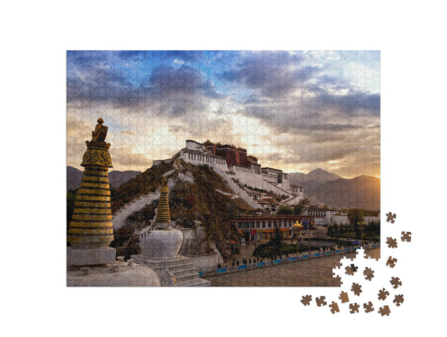 Puzzle 1000 Teile „Potala-Palast bei Sonnenaufgang in Lhasa, Tibet“