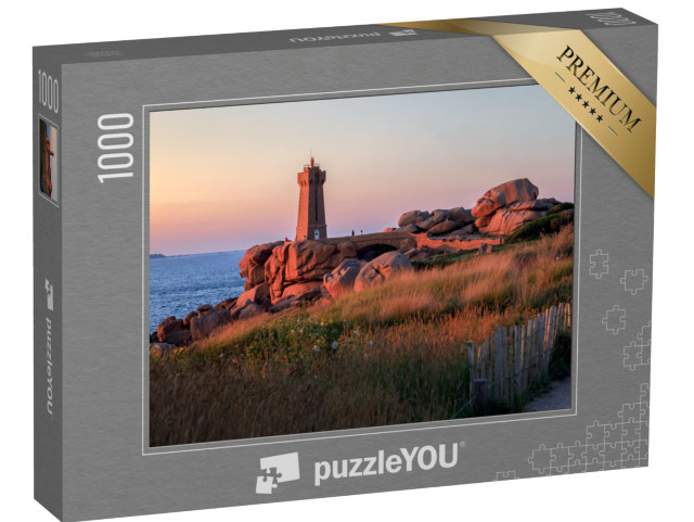Puzzle 1000 Teile „Leuchtturm von Perros-Guirec bei Sonnenuntergang, Bretagne, Frankreich“
