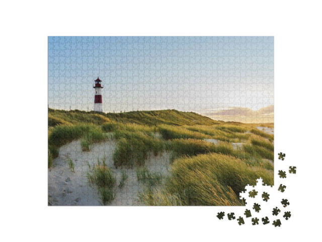 Puzzle 1000 Teile „Leuchtturm von List bei Sonnenuntergang, Ellenbogen, Sylt“