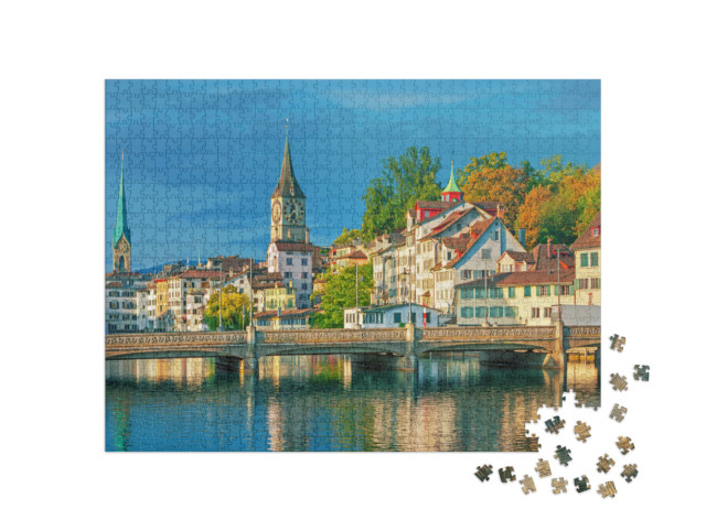 Puzzle 1000 Teile „Sonnenaufgang über dem historischen Stadtzentrum von Zürich, Schweiz“