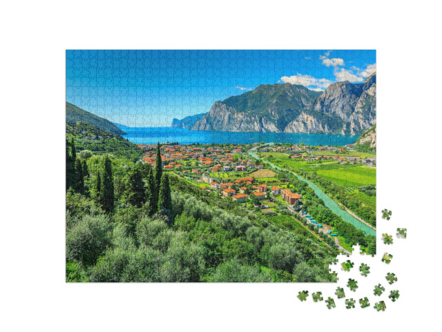 Puzzle 1000 Teile „Gardasee und Fluss Sarca bei Torbole, Italien“