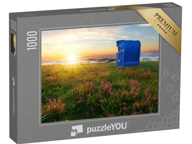 Puzzle 1000 Teile „Strandkörbe am Strand von Harlesiel, Ostfriesland bei Sonnenuntergang“
