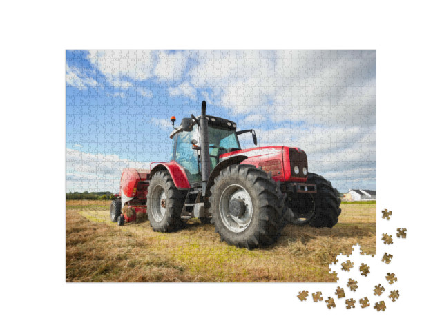 Puzzle 1000 Teile „Großer Traktor sammelt Heuhaufen auf dem Feld“