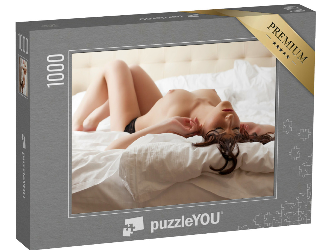 Puzzle 1000 Teile „Erotische Fotografie: Schöne Frau, oben ohne im Bett“