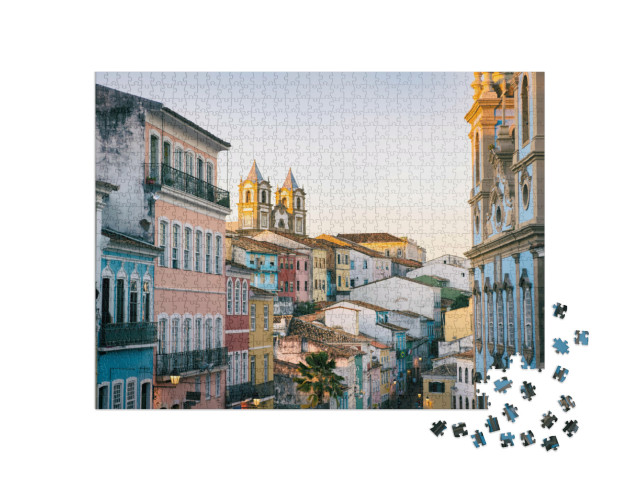 Puzzle 1000 Teile „Abenddämmerung über einem Platz in Pelourinho, in Salvador, Brasilien“