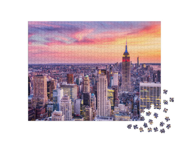 Puzzle 1000 Teile „New York City: Sonnenuntergang über Midtown aus der Luft betrachtet“