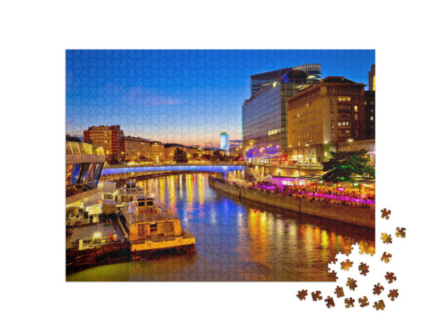 Puzzle 1000 Teile „Wien Stadt moderne Flussufer-Abendansicht, Hauptstadt von Österreich“
