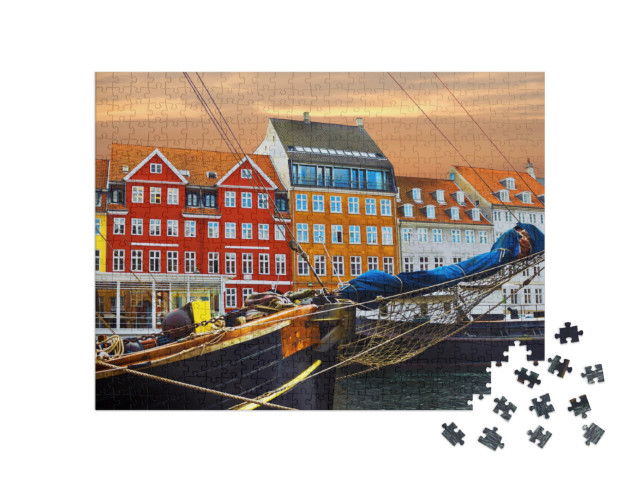 Puzzle 500 Teile „Yachten und farbige Häuser an der Strandpromenade in Nyhavn“