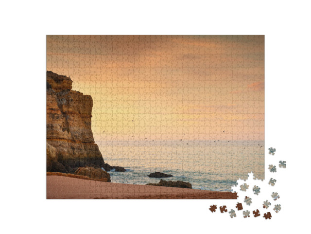 Puzzle 1000 Teile „Wunderschöner Sonnenaufgang an der Algarve, Portugal“