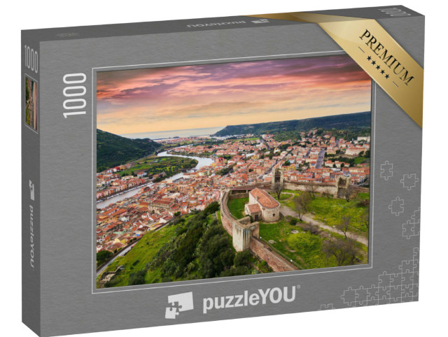 Puzzle 1000 Teile „Landschaftsblick von der Burg auf das Zentrum von Bosa, Sardinien, Italien“