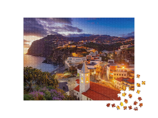 Puzzle 1000 Teile „Camara de Lobos in der Abenddämmerung, Madeira“