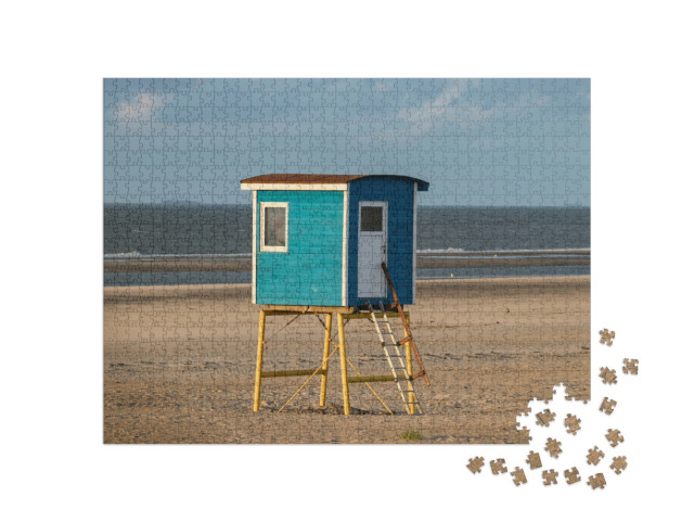 Puzzle 1000 Teile „Haus am Strand von Langeoog an einem schönen sonnigen Tag, Deutschland“