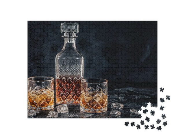 Puzzle 1000 Teile „Whiskey-Gläser mit einem quadratischen Dekanter “