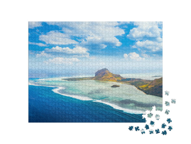 Puzzle 1000 Teile „Wunderschöne Luftaufnahme der Halbinsel Le Morne Brabant auf Mauritius“