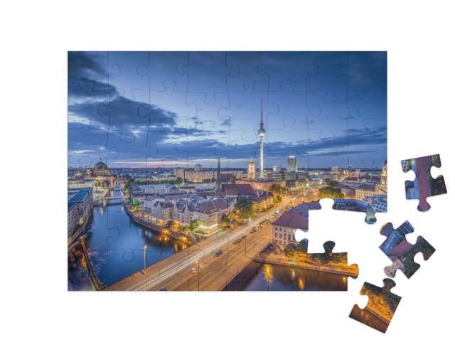 Puzzle 48 Teile „Blick über Berlin am Abend“