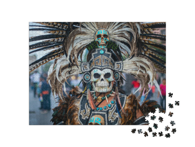 Puzzle 1000 Teile „Tänzerin mit prähispanischen Kostümen auf dem Zocalo von Mexiko-City“