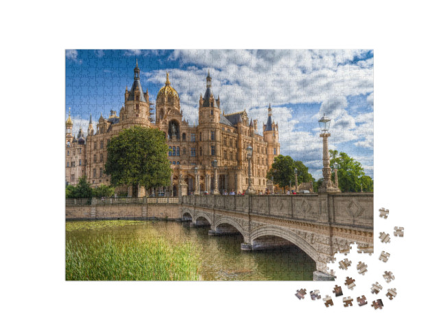 Puzzle 1000 Teile „Schloss von Schwerin als beeindruckender Sitz der Landesregierung“
