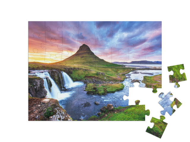 Puzzle 48 Teile „Sonnenuntergang am Berg Kirkjufell, Island“