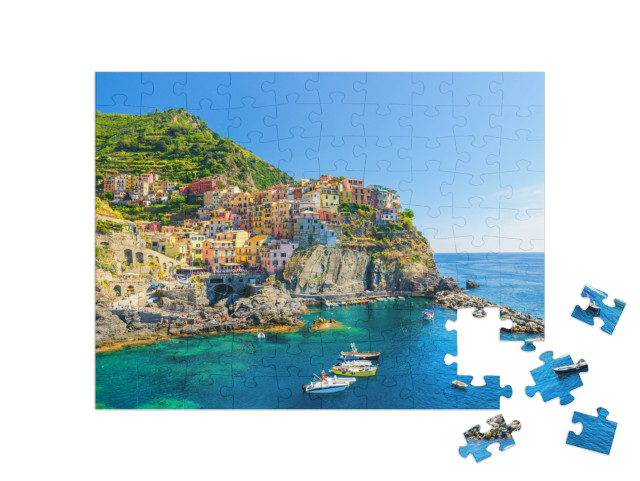 Puzzle 100 Teile „Manarola traditionelles typisch italienisches Dorf im Nationalpark Cinque Terre“