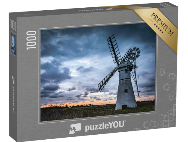 Puzzle 1000 Teile „Eine Mühle auf einem Feld mit Sonnenuntergang“