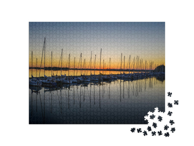 Puzzle 1000 Teile „Abend über dem Hafen von Fehmarn, Deutschland“