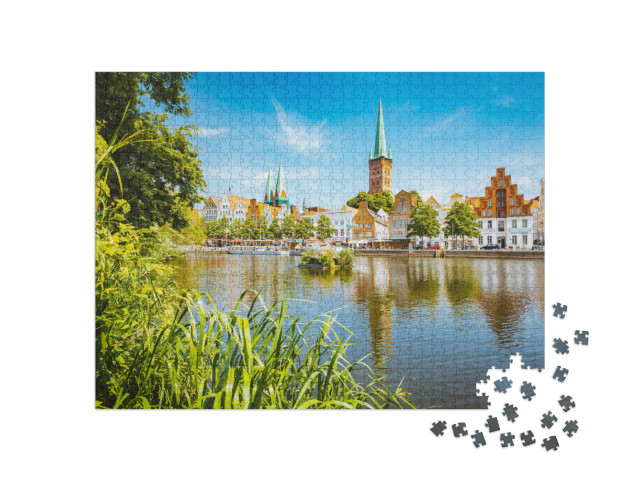 Puzzle 1000 Teile „Panoramablick auf Lübeck mit Trave, Schleswig-Holstein, Deutschland“