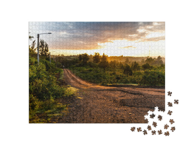 Puzzle 1000 Teile „Straße im Sonnenaufgang, Nanyuki, Kenia“