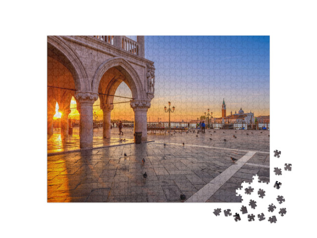 Puzzle 1000 Teile „Sonnenaufgang über der Piazza San Marco und dem Dogenpalast in Venedig“