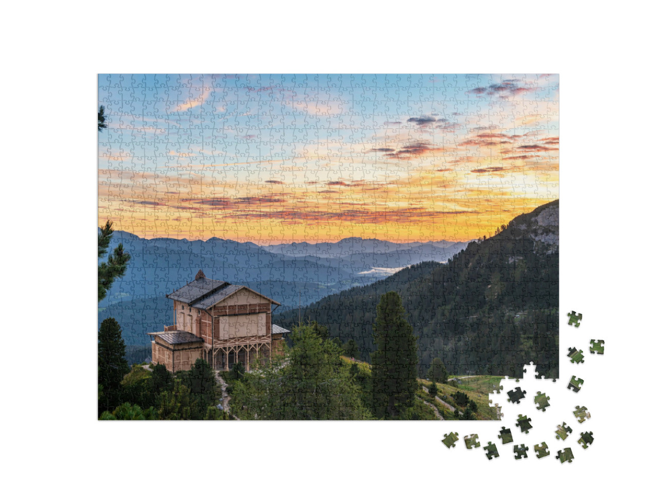 Puzzle 1000 Teile „Sonnenaufgang über dem Königshaus von Ludwig II auf dem Schachen“