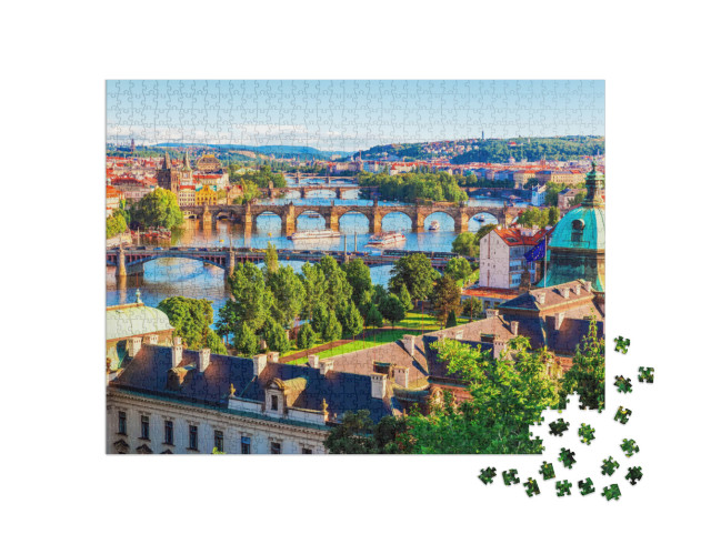 Puzzle 1000 Teile „Sonnenuntergang in Prag: Altstadt mit Karlsbrücke und Moldau“