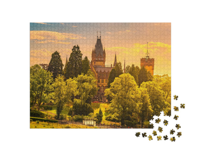 Puzzle 1000 Teile „Malerischer Sonnenuntergang am Schloss Drachenburg, Königswinter am Rhein“