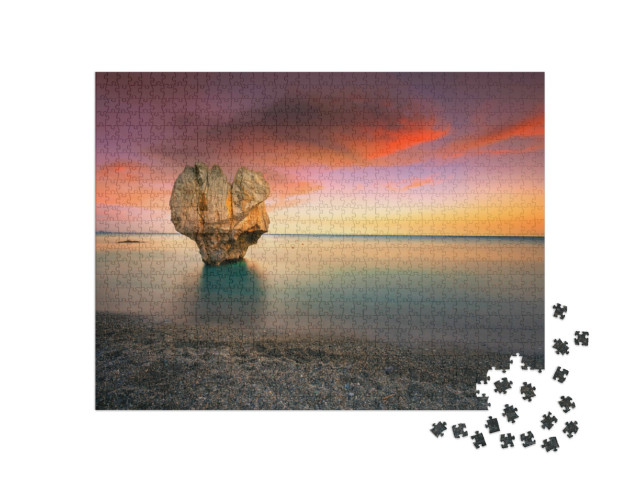 Puzzle 1000 Teile „Einsame Felsskulptur: Herzform, Preveli, Kreta, Griechenland“