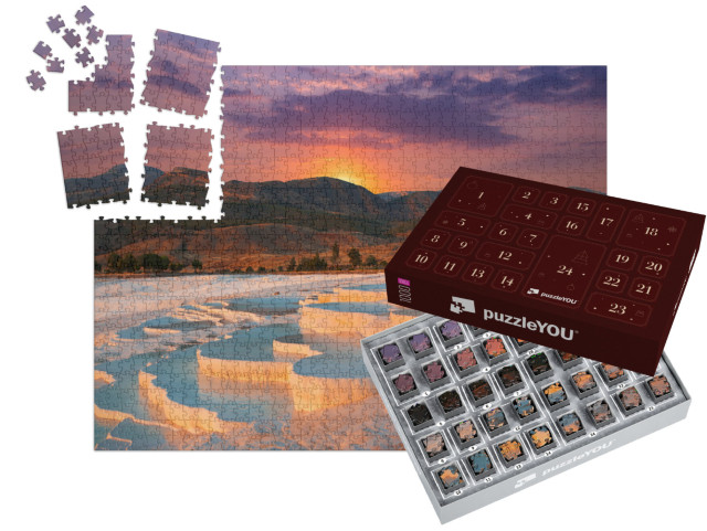 Puzzle-Adventskalender „Wunderschöner Sonnenaufgang und natürliche Travertin-Pools und Terrassen in Pamukkale“