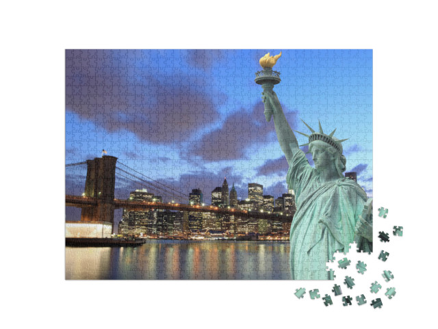 Puzzle 1000 Teile „Freiheitsstatue und Brooklyn Bridge, New York City“