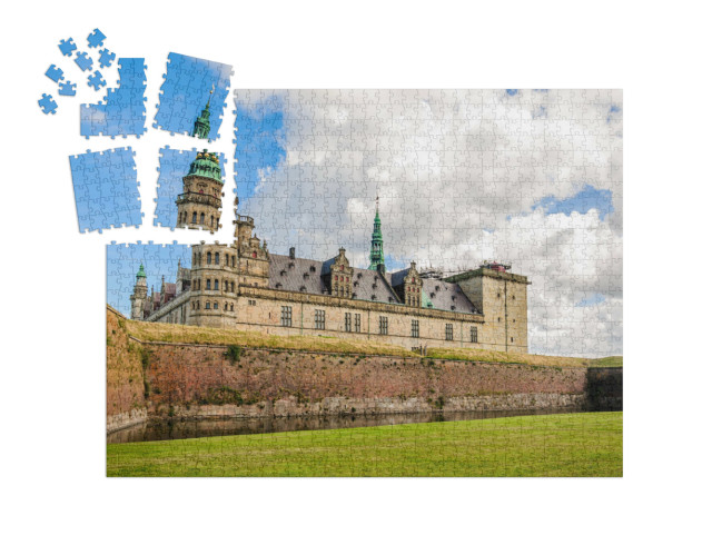 Puzzle-Adventskalender „Panoramablick auf die Ziegelmauer um Schloss Kronborg in Helsingor “