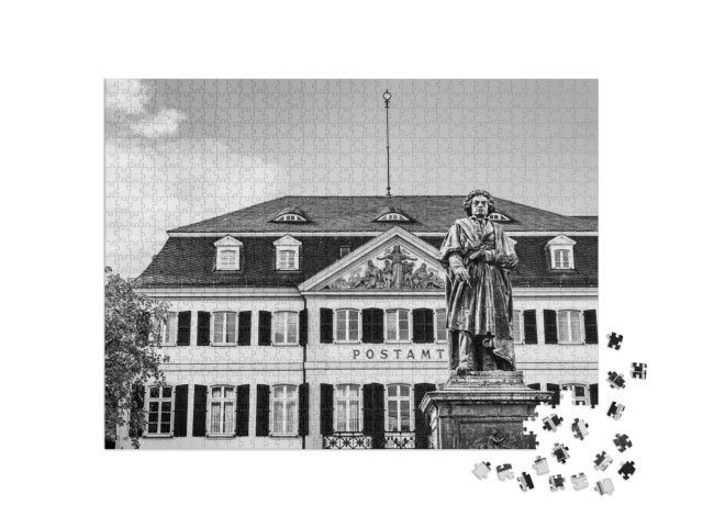 Puzzle 1000 Teile „Beethoven-Denkmal auf dem Münsterplatz in Bonn, schwarz-weiß“