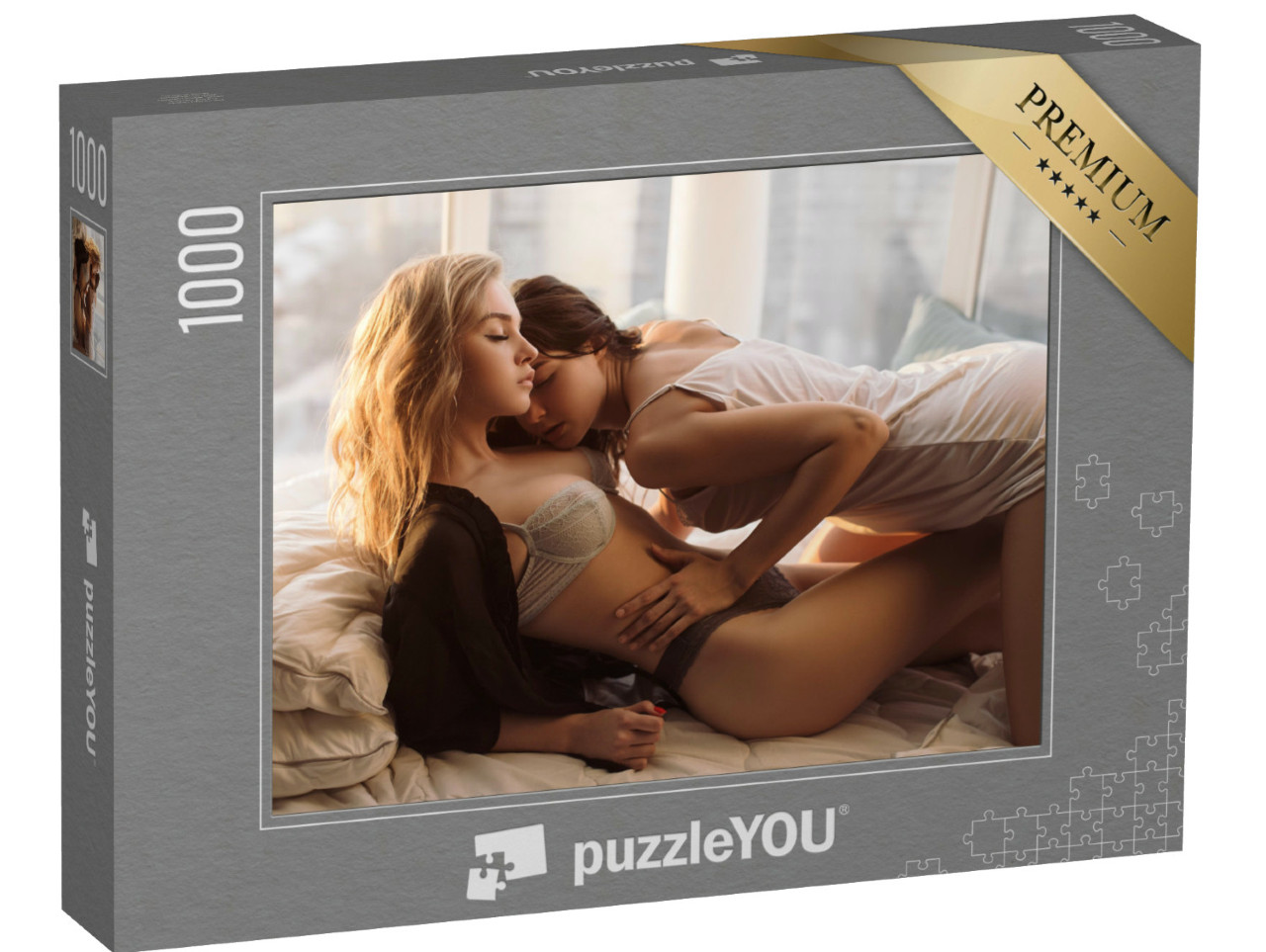Puzzle 1000 Teile „Sexy: Zwei junge Frauen beim Spiel im Bett“