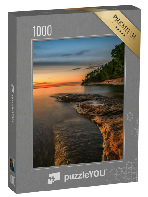 Puzzle 1000 Teile „Sonnenuntergang am Pictured Rocks National Lakeshore, Lake Superior, Michigan“