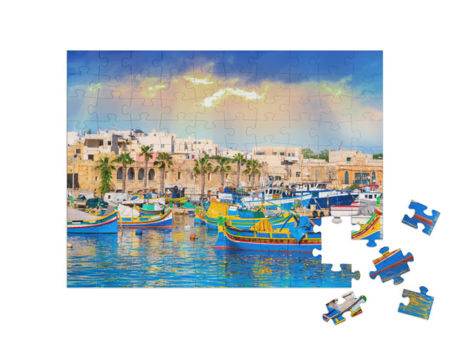 Puzzle 100 Teile „Hafen des Dorfes Marsaxlokk auf Malta“