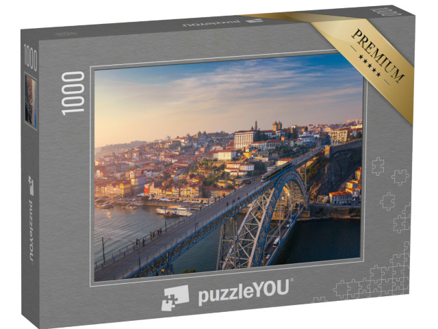 Puzzle 1000 Teile „Panoramaluftaufnahme der Dom Luis Brücke bei Sonnenuntergang, Porto, Portugal“