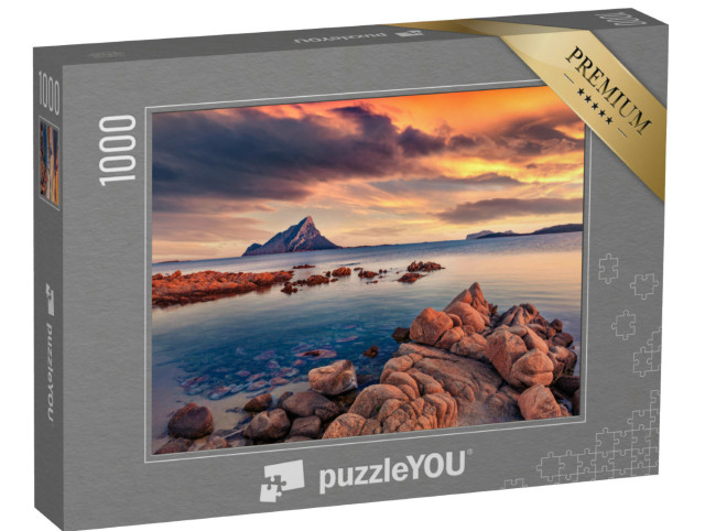 Puzzle 1000 Teile „Sonnenuntergang mit Tavolara Berg, Italien, Europa“