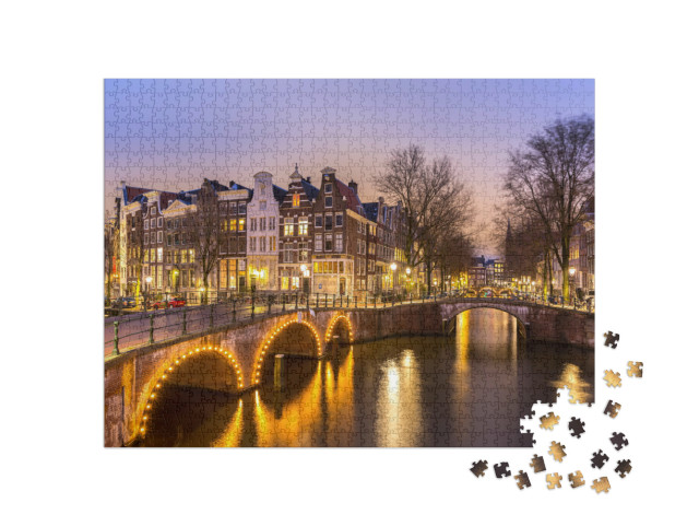 Puzzle 1000 Teile „Abendliche Grachten in Amsterdam, Niederlande“