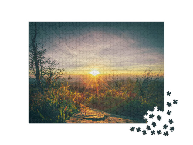 Puzzle 1000 Teile „Sonnenuntergang am Feldberg im Taunus: Naturpanorama aus Deutschland“