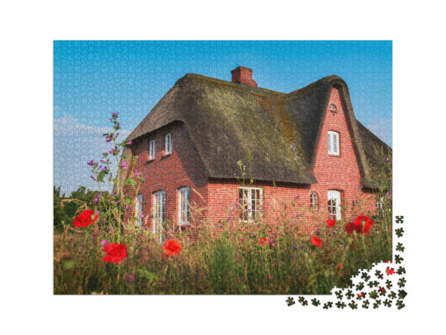 Puzzle 2000 Teile „Wunderschönes altes Reetdachhaus auf der Insel Sylt, Deutschland“