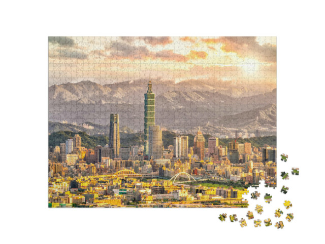 Puzzle 1000 Teile „Skyline von Taipeh mit Berglandschaft bei Sonnenuntergang“